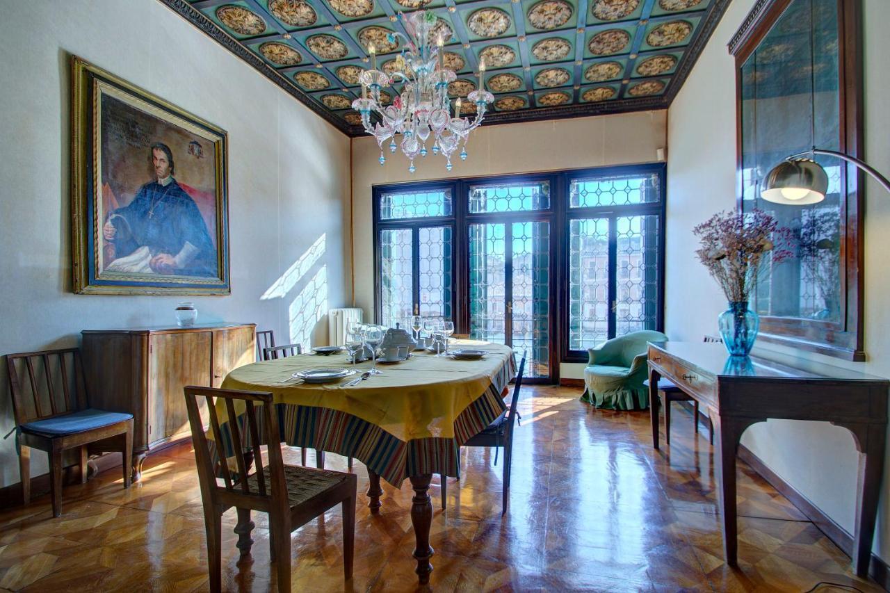 Raboso Grand 9-Windows Apartment Venedig